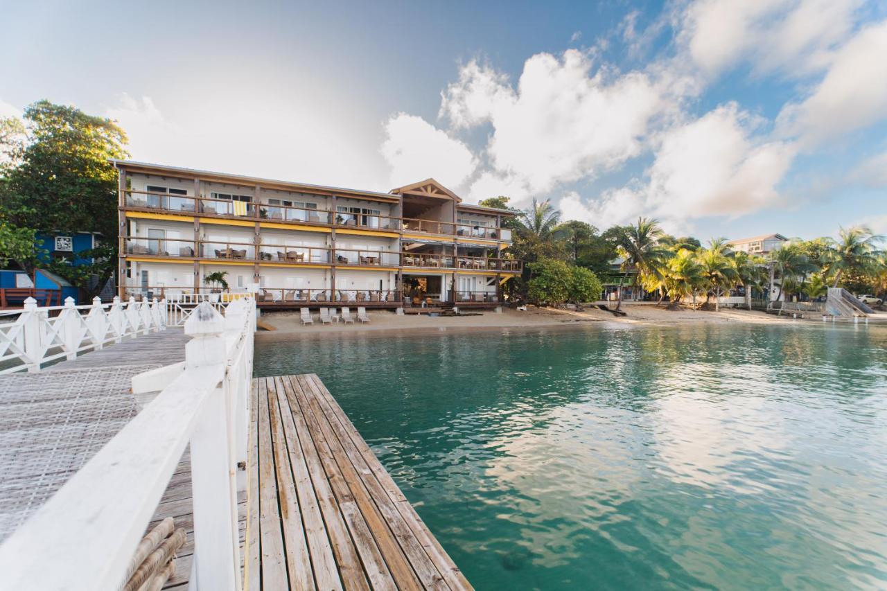 The Beach House Boutique Hotel West End Exterior photo