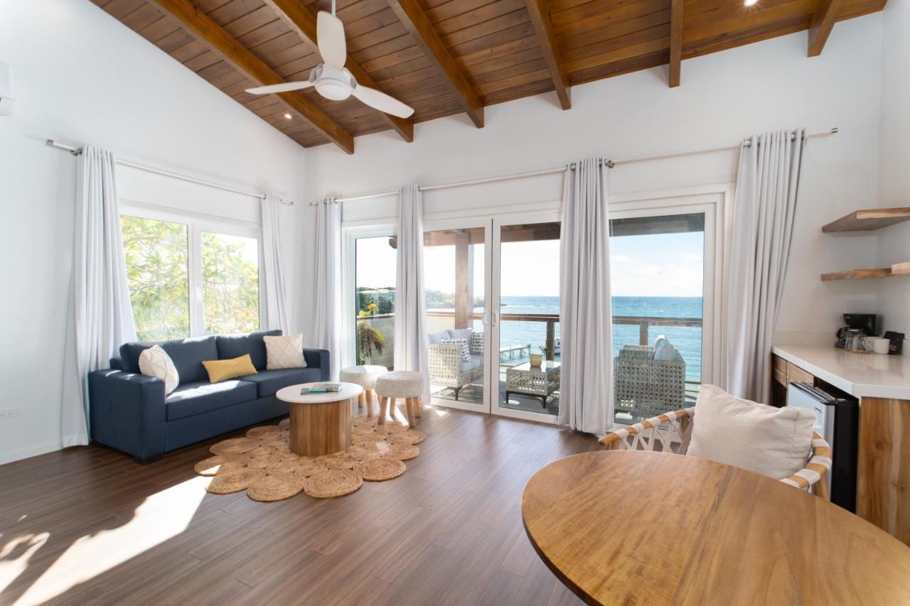 The Beach House Boutique Hotel West End Exterior photo
