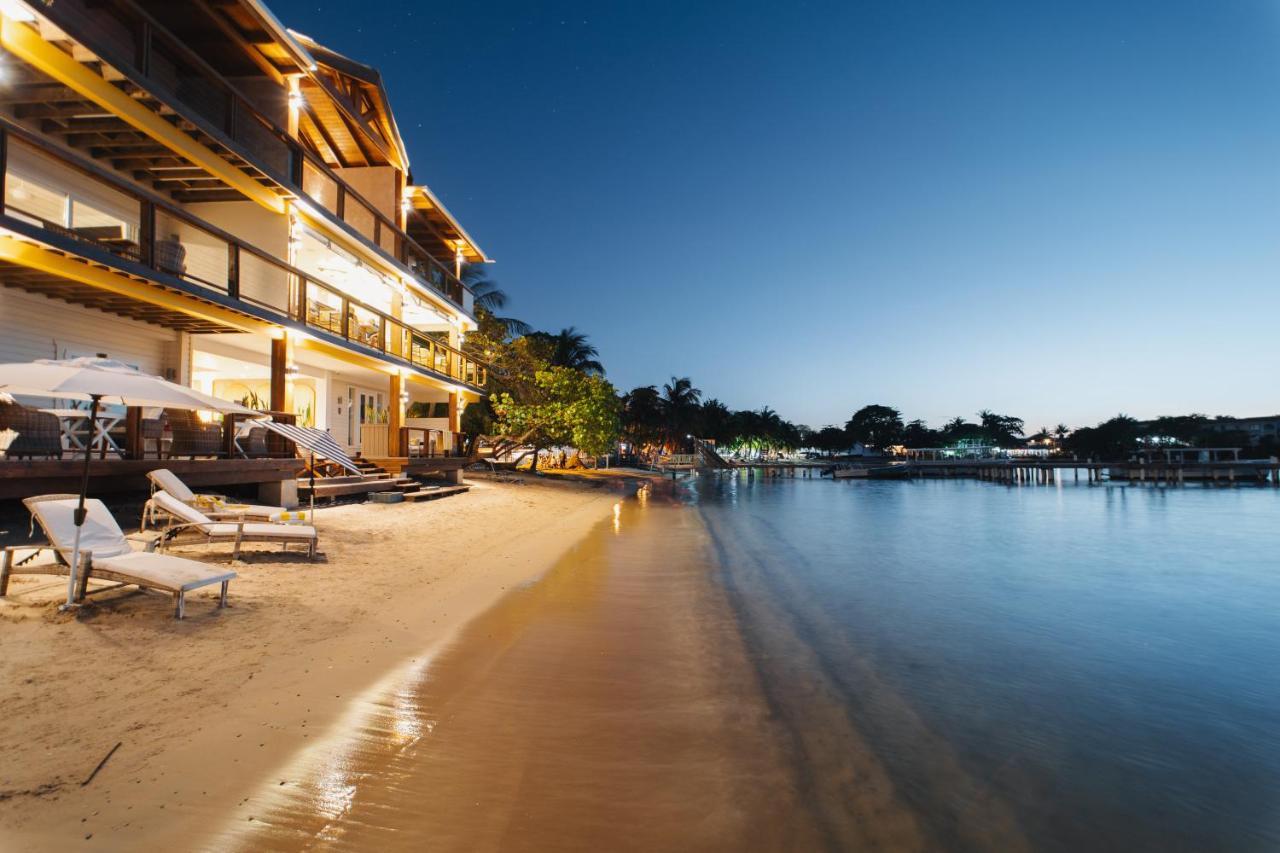 The Beach House Boutique Hotel West End Exterior photo